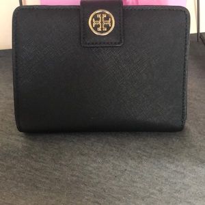 Tori Burch wallet black medium size. Like new